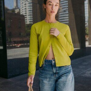 BASIC KNIT BUTTON CARDIGAN
